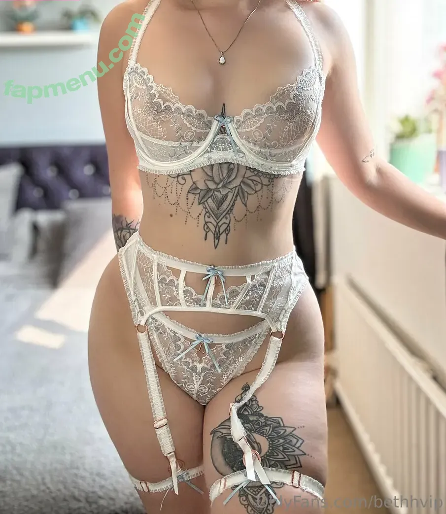 bethhvip nude photo #0022 (ofbethhx)