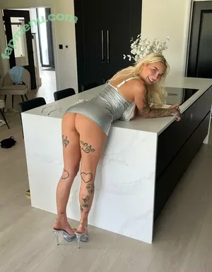 bethquinn1 / bethquinnnx nude photo #0039