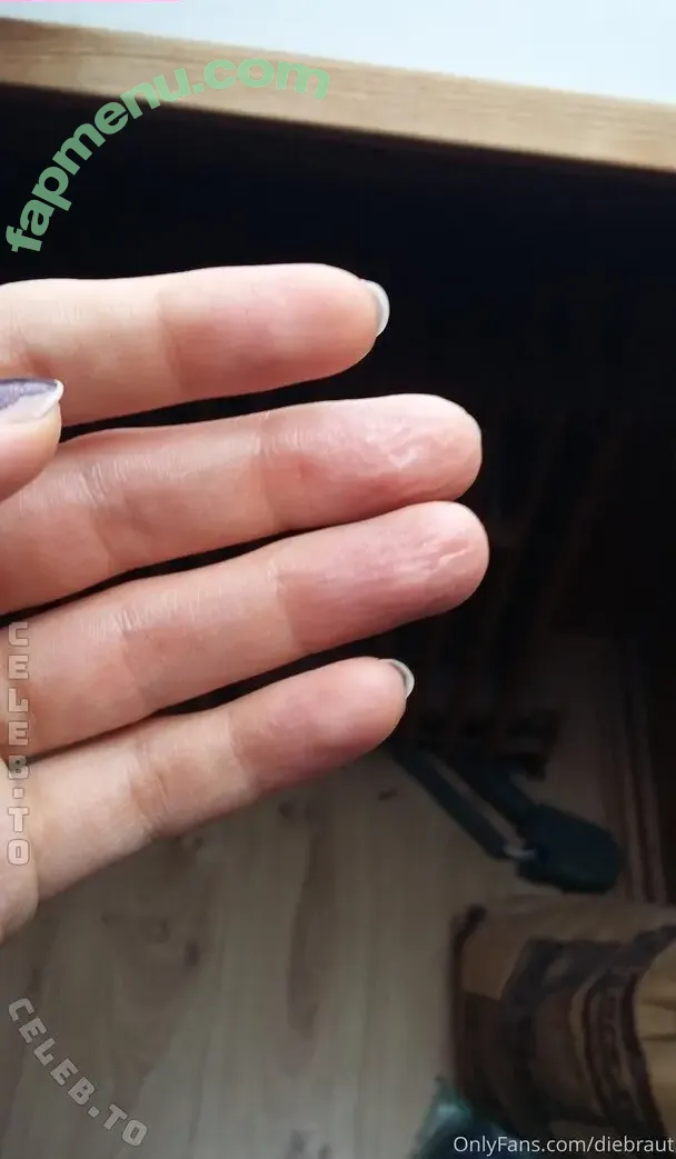 Betonbraut nude photo #0068 (HenrikeWolke / diebraut / henrike_wolke)