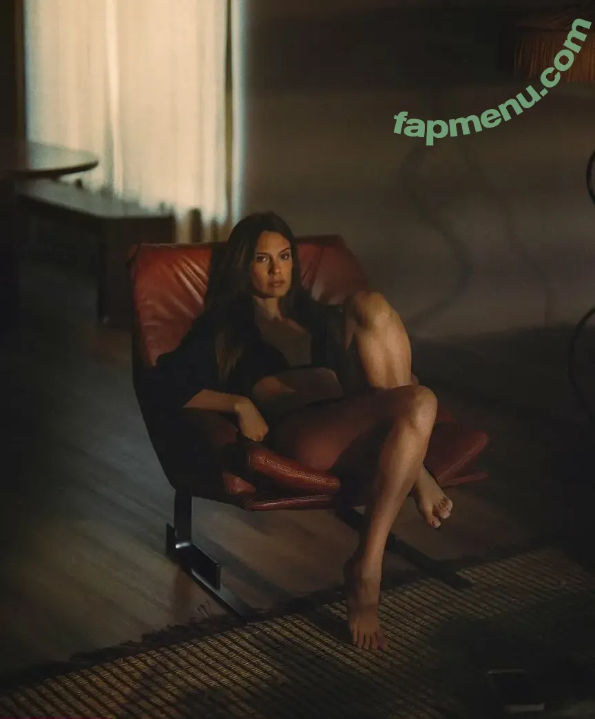 Betsy Alvarez nude photo #0274 (Betsyalvarezz)