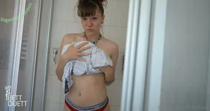 BettDuett nude photo #0006