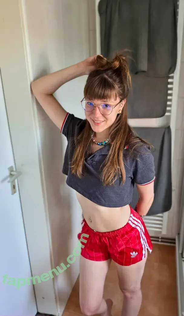 BettDuett nude photo #0021 (BettDuett)