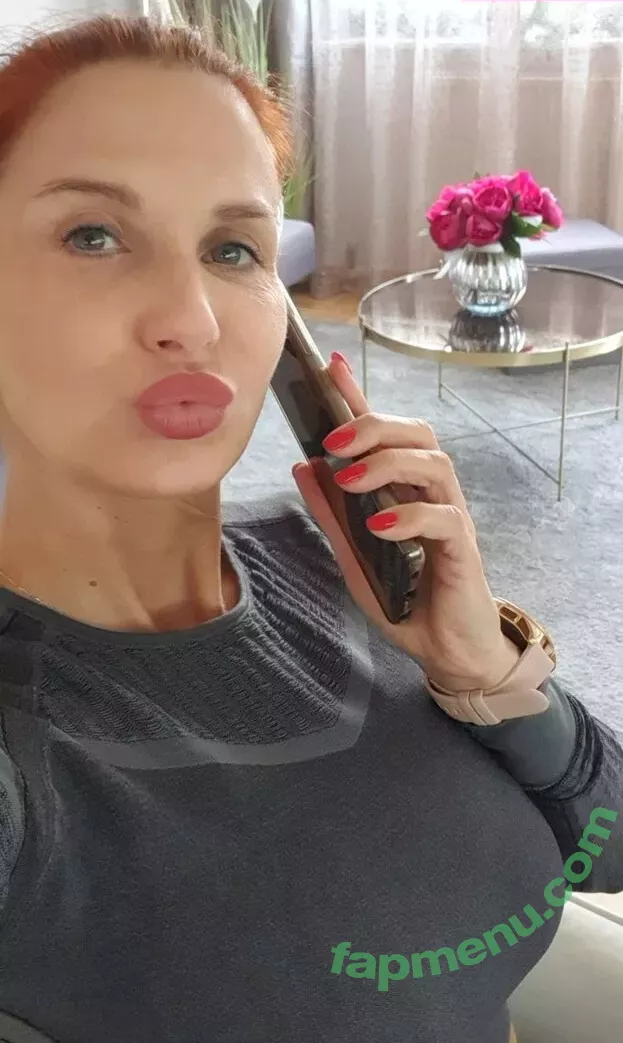 Bettie Ballhaus nude photo #1039 (BettieBallhaus / bettie.ballhaus.official)