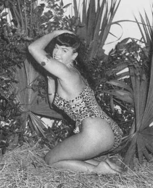 Bettie Page / bettie.page.xo / bettiepage nude photo #0166