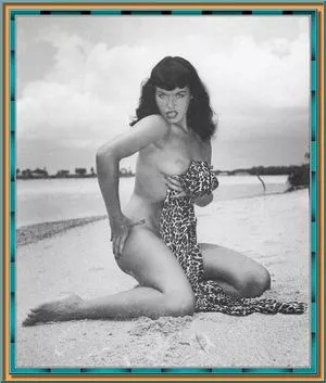 Bettie Page / bettie.page.xo / bettiepage nude photo #0188