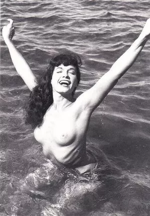 Bettie Page / bettie.page.xo / bettiepage nude photo #0204