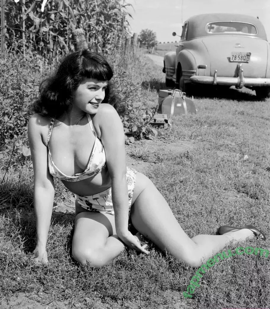 Bettie Page nude photo #0200 (bettie.page.xo / bettiepage)