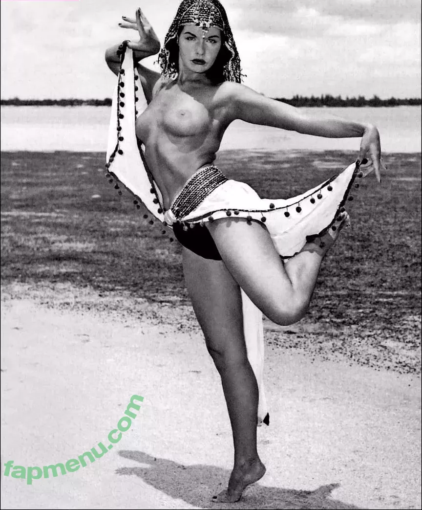 Bettie Page nude photo #0205 (bettie.page.xo / bettiepage)