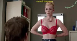 Betty Gilpin / voldemortbarbieclown nude photo #0200