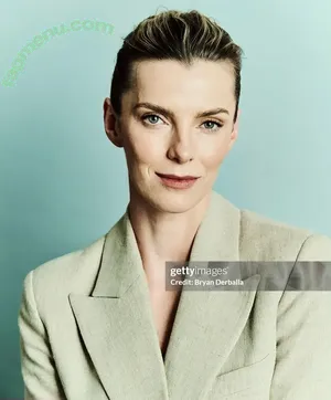 Betty Gilpin / voldemortbarbieclown nude photo #0226