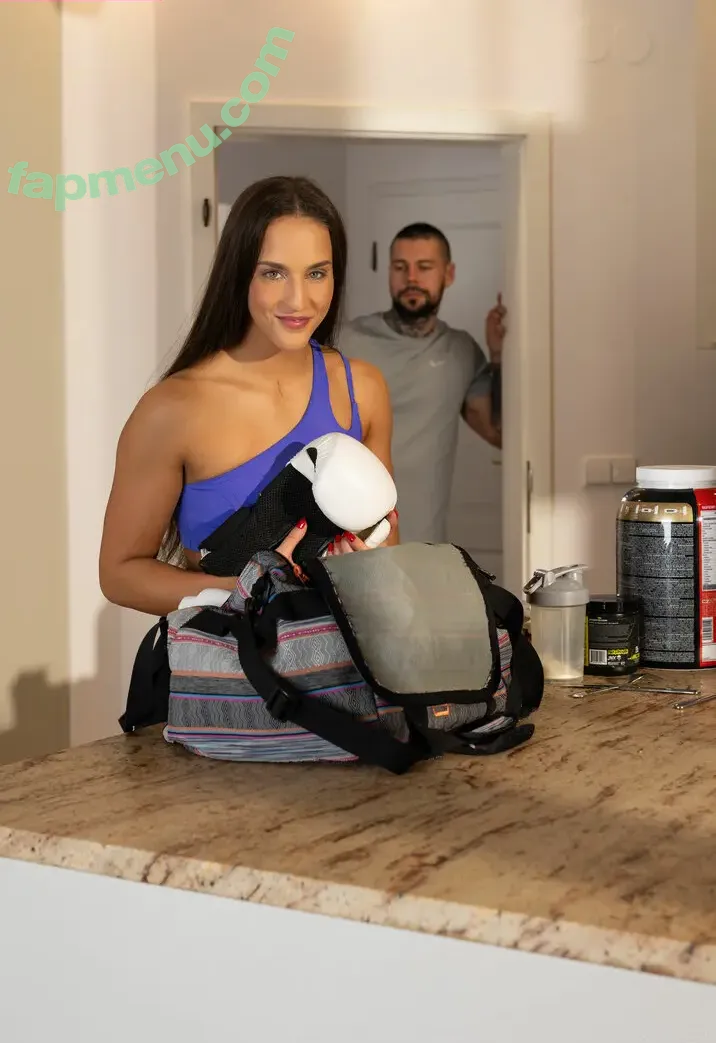 Betzz nude photo #0180 (bbetzzzzz / betzfeet)