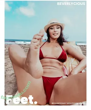  nude photo #0004