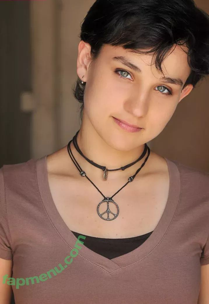 Bex Taylor-Klaus nude photo #0006 (bex_tk)