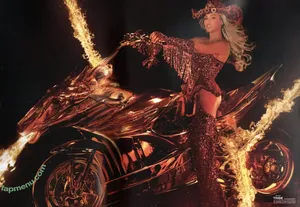 Beyonce / Beyoncé nude photo #1339