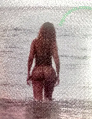 Beyonce / beyoncenavago nude photo #1395