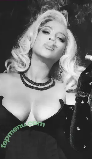 Beyonce / beyoncenavago nude photo #1514