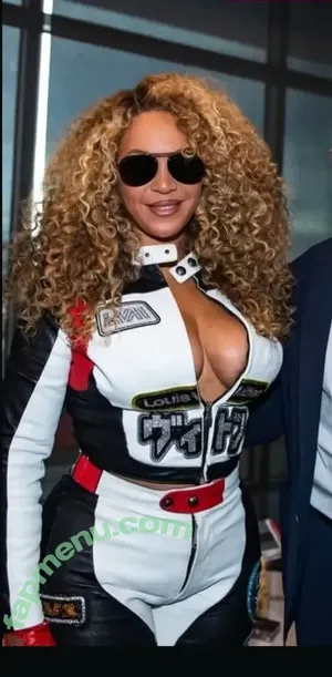 Beyonce / beyoncenavago nude photo #1535