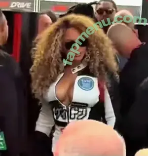 Beyonce / beyoncenavago nude photo #1550