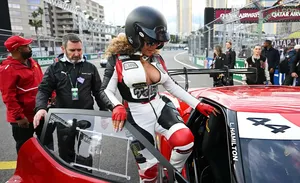 Beyonce / beyoncenavago nude photo #1568