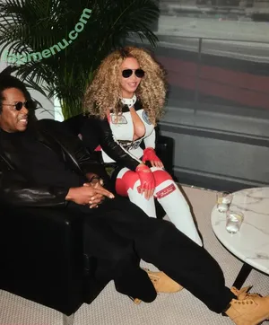 Beyonce / beyoncenavago nude photo #1592