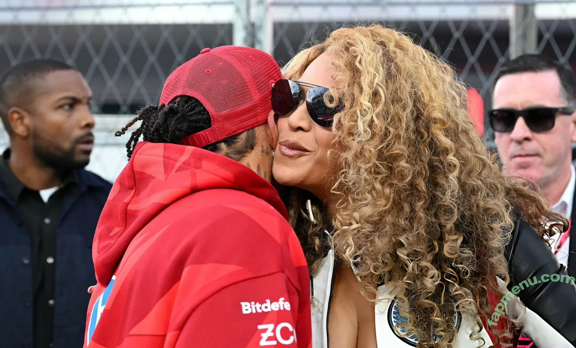 Beyonce nude photo #1569 (beyoncenavago)