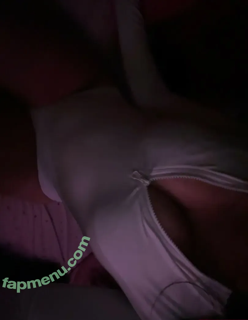 bfbeaterr nude photo #0044 (bfbeaterr)