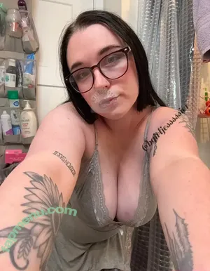  nude photo #0002