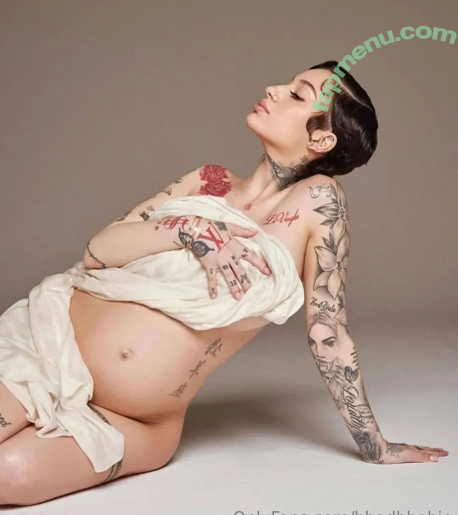 bhadbhabie nude photo #0026 (bhadbhabie)