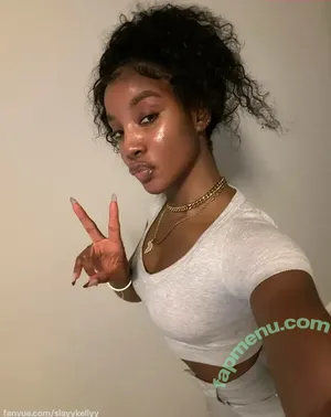 Bhadie.kelly / Pyt.kellyyy / Slayy.kellyy nude photo #0010