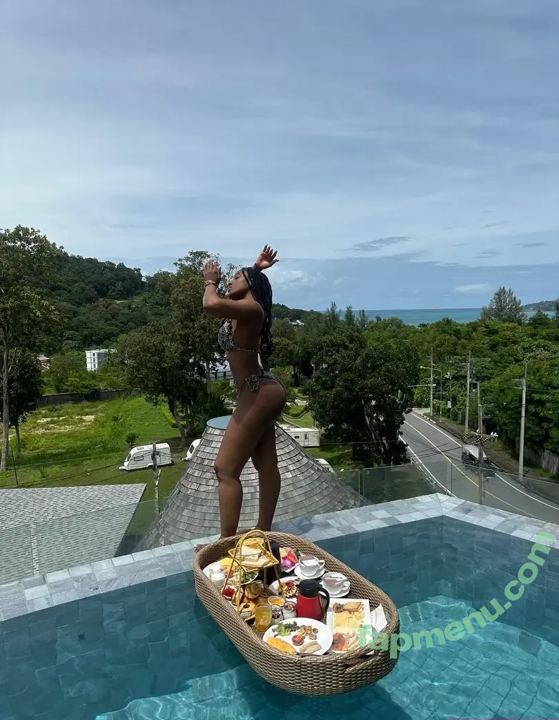 Bhadie.kelly nude photo #0017 (Pyt.kellyyy / Slayy.kellyy)