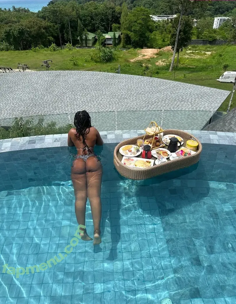 Bhadie.kelly nude photo #0020 (Pyt.kellyyy / Slayy.kellyy)