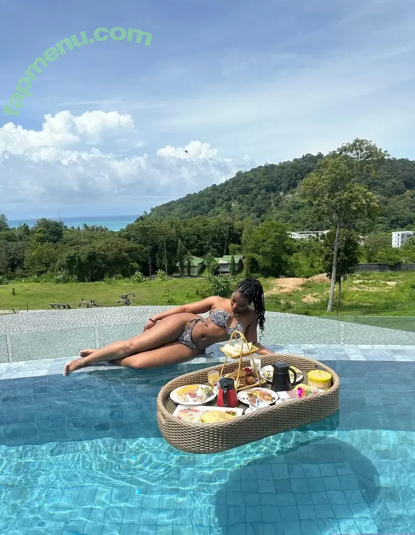 Bhadie.kelly nude photo #0022 (Pyt.kellyyy / Slayy.kellyy)