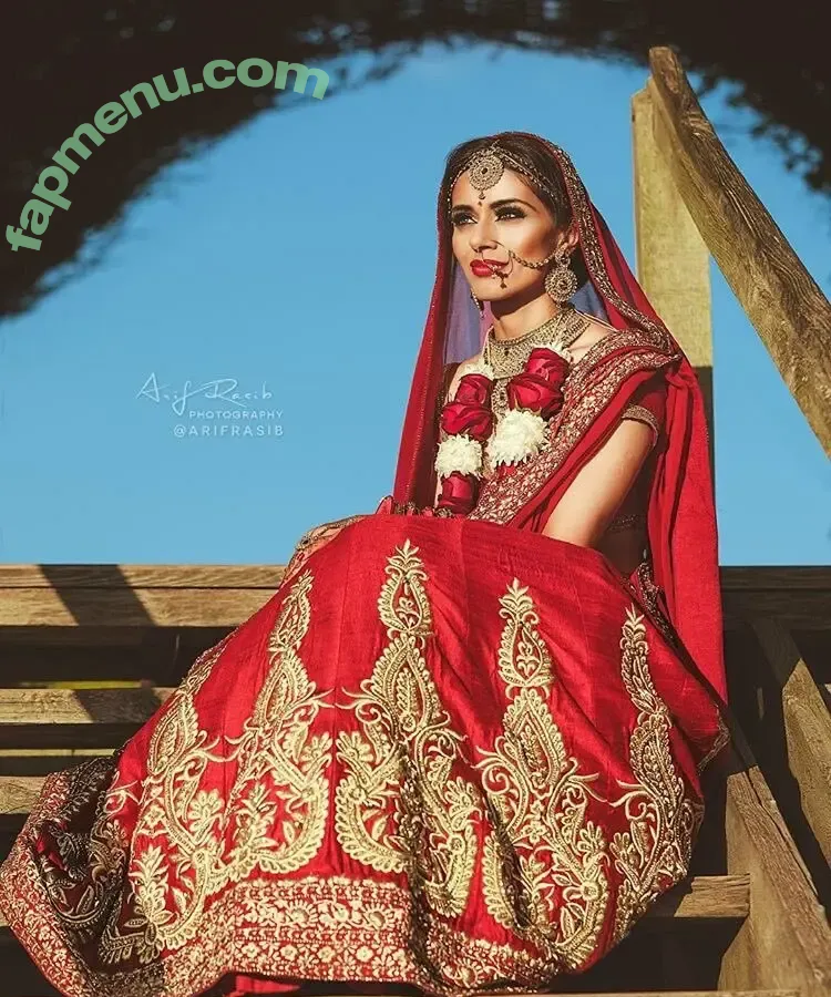 Bhavna Limbachia nude photo #0001 (bhavnalimbachia)