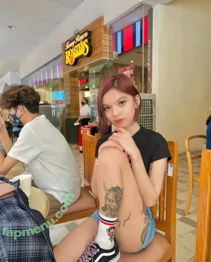 Bhel Esguerra / bel_esguerra / bhelesguerra nude photo #0015