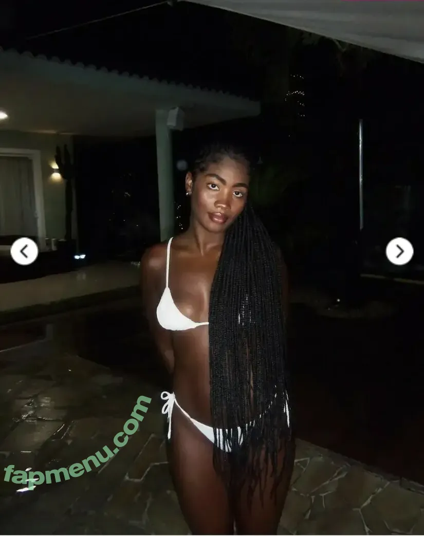 Bia Ben nude photo #0006 (biaben / imbiaben)