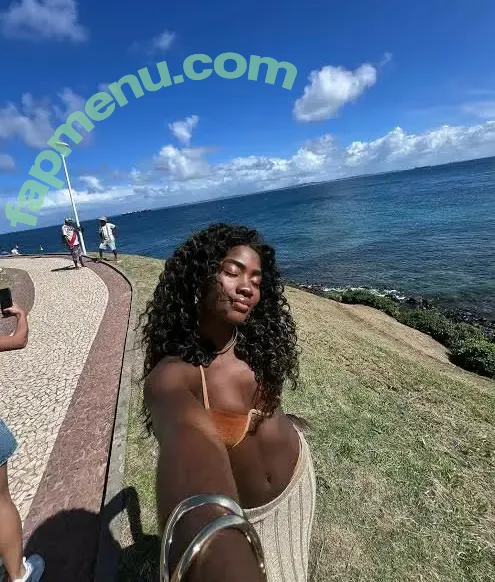 Bia Ben nude photo #0007 (biaben / imbiaben)