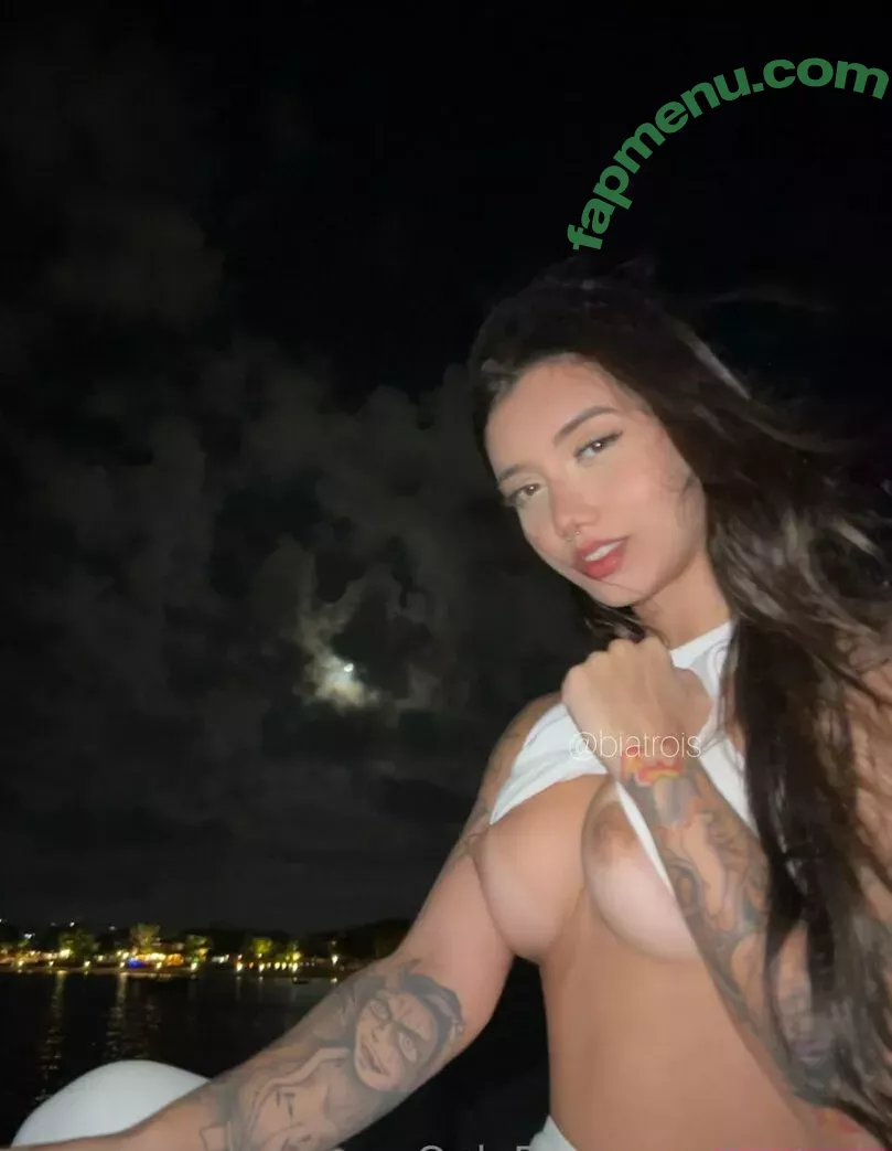 Bia Trois nude photo #0376 (musicabia)