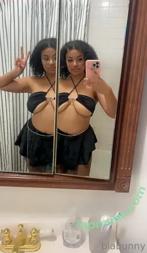 biabunnyy / biabunny nude photo #0036