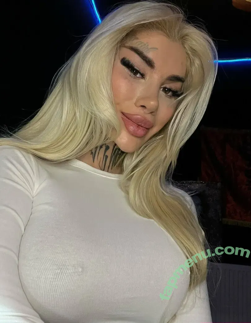biakhalifa nude photo #0007 (biakhalifa)