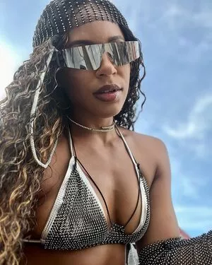 Bianca Belair / biancabelairwwe nude photo #0233