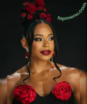 Bianca Belair / biancabelairwwe nude photo #0910
