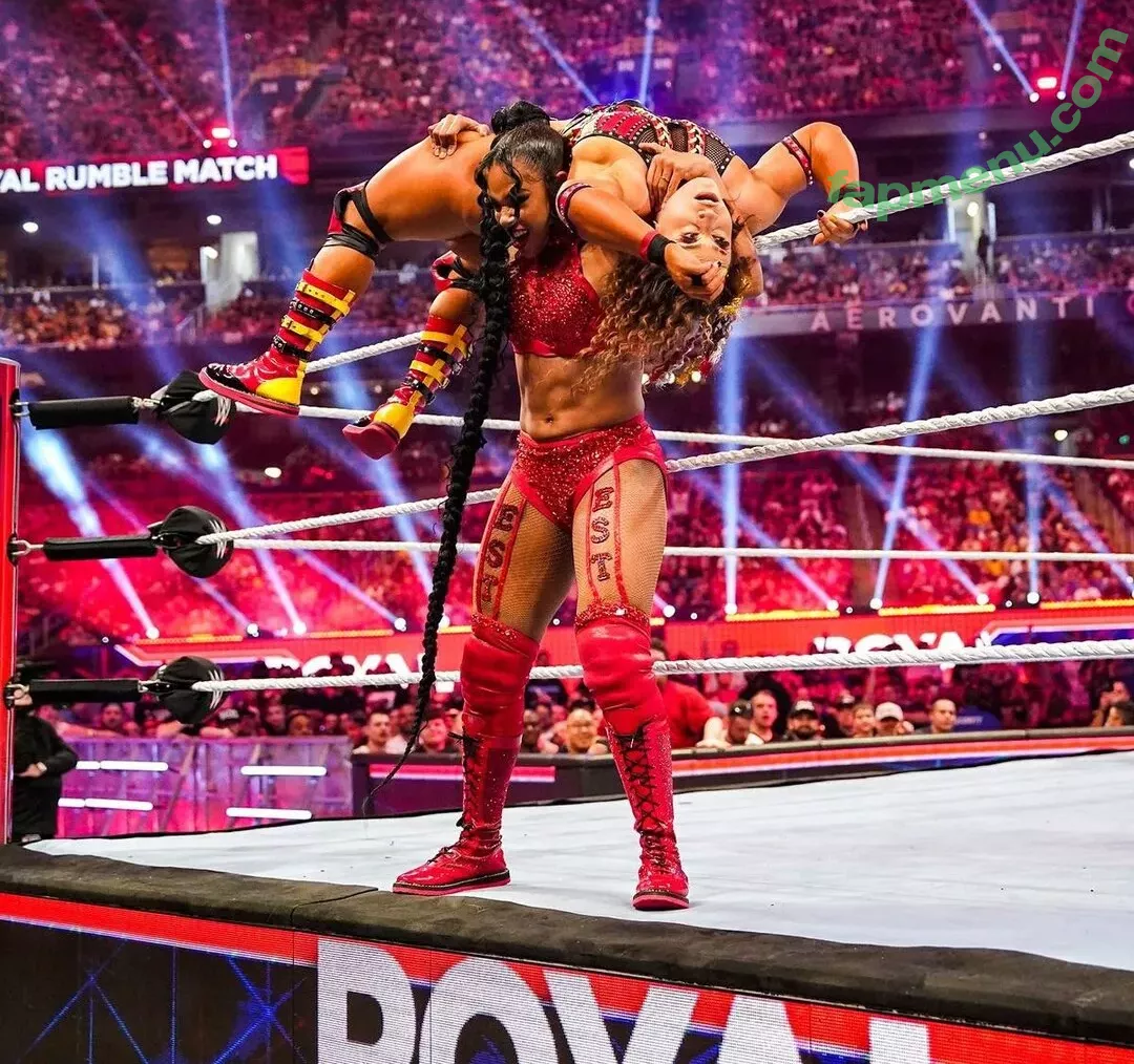 Bianca Belair nude photo #0260 (biancabelairwwe)
