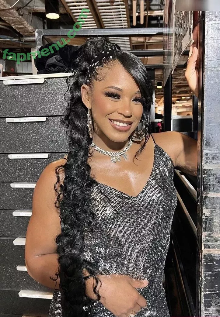 Bianca Belair nude photo #0358 (biancabelairwwe)