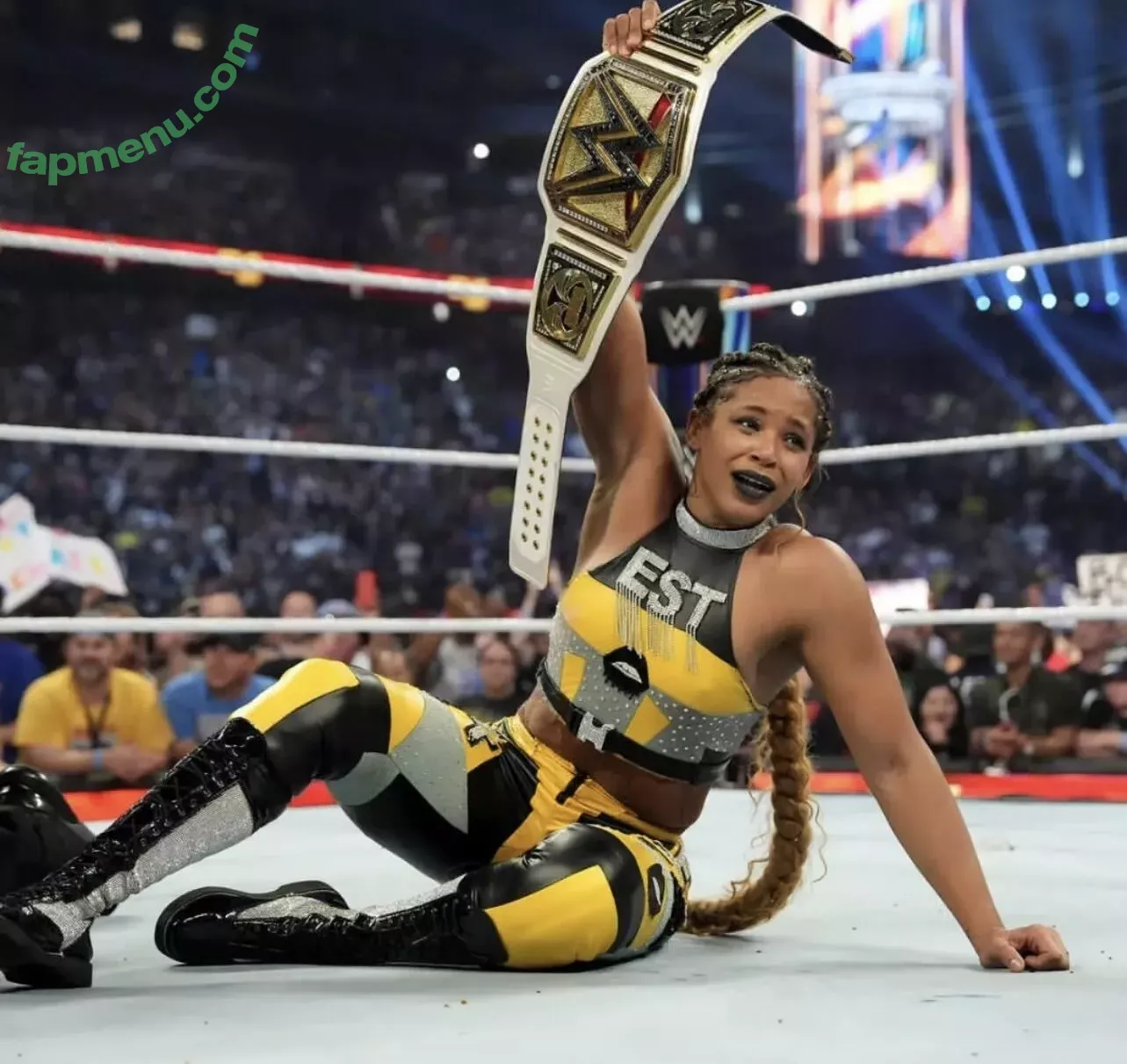 Bianca Belair nude photo #0376 (biancabelairwwe)