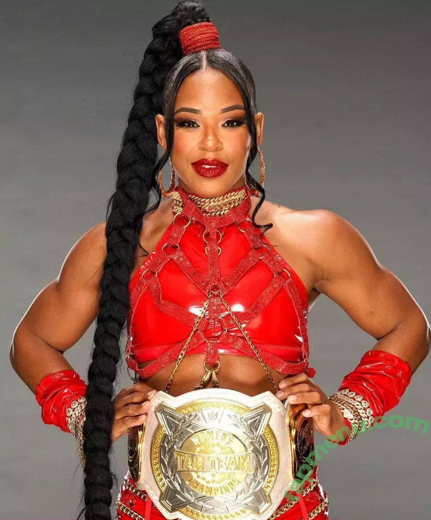 Bianca Belair nude photo #0390 (biancabelairwwe)