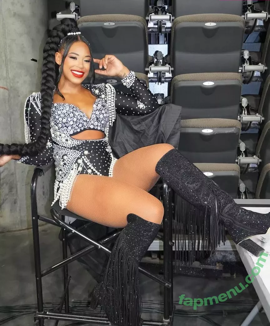 Bianca Belair nude photo #0467 (biancabelairwwe)
