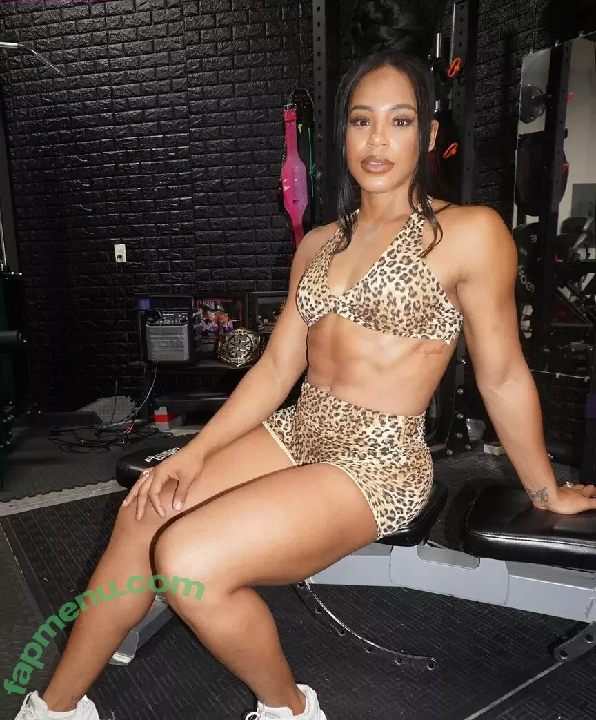 Bianca Belair nude photo #0563 (biancabelairwwe)