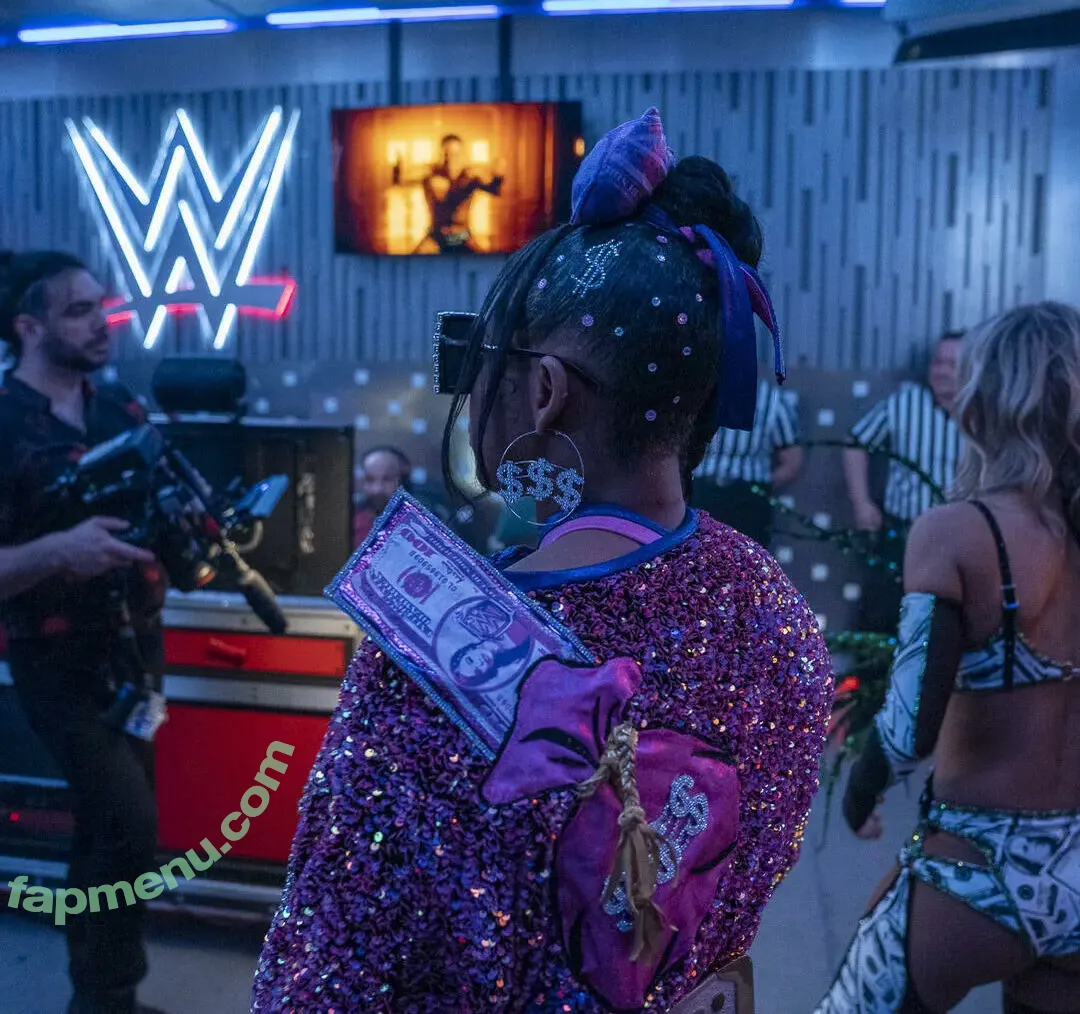 Bianca Belair nude photo #0808 (biancabelairwwe)