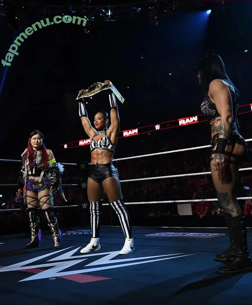 Bianca Belair nude photo #0815 (biancabelairwwe)