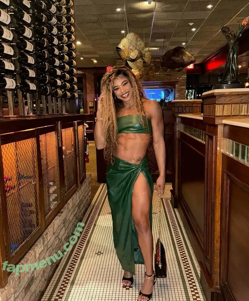 Bianca Belair nude photo #0857 (biancabelairwwe)